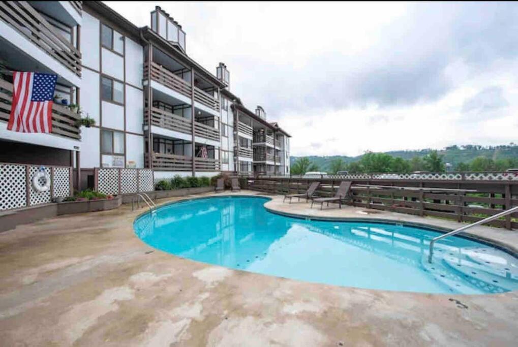 City & Mountain View 5 Mins From Downtown Gatlinburg Esterno foto